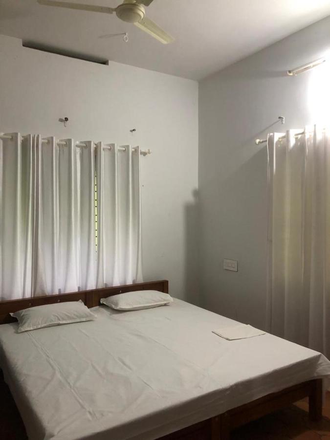 H Villa Nilambūr Kültér fotó
